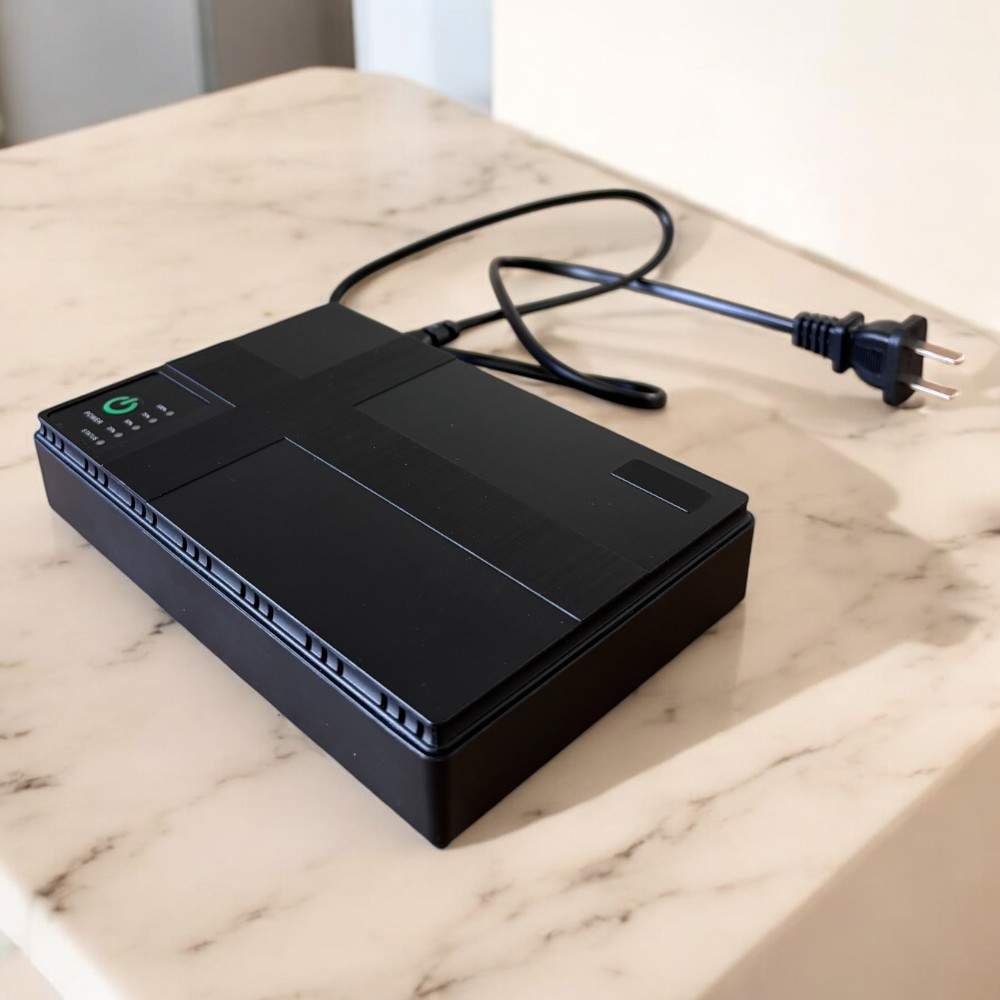 Mini UPS para router con 6-8 horas de respaldo